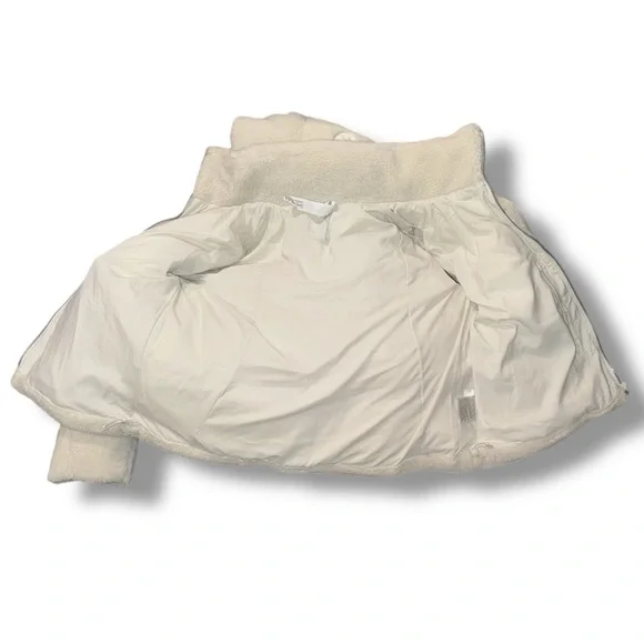 NWOT Lululemon Wunder Puff Cropped Jacket Texture Fleece Goose Down Bone sz 6 - Picture 13 of 16